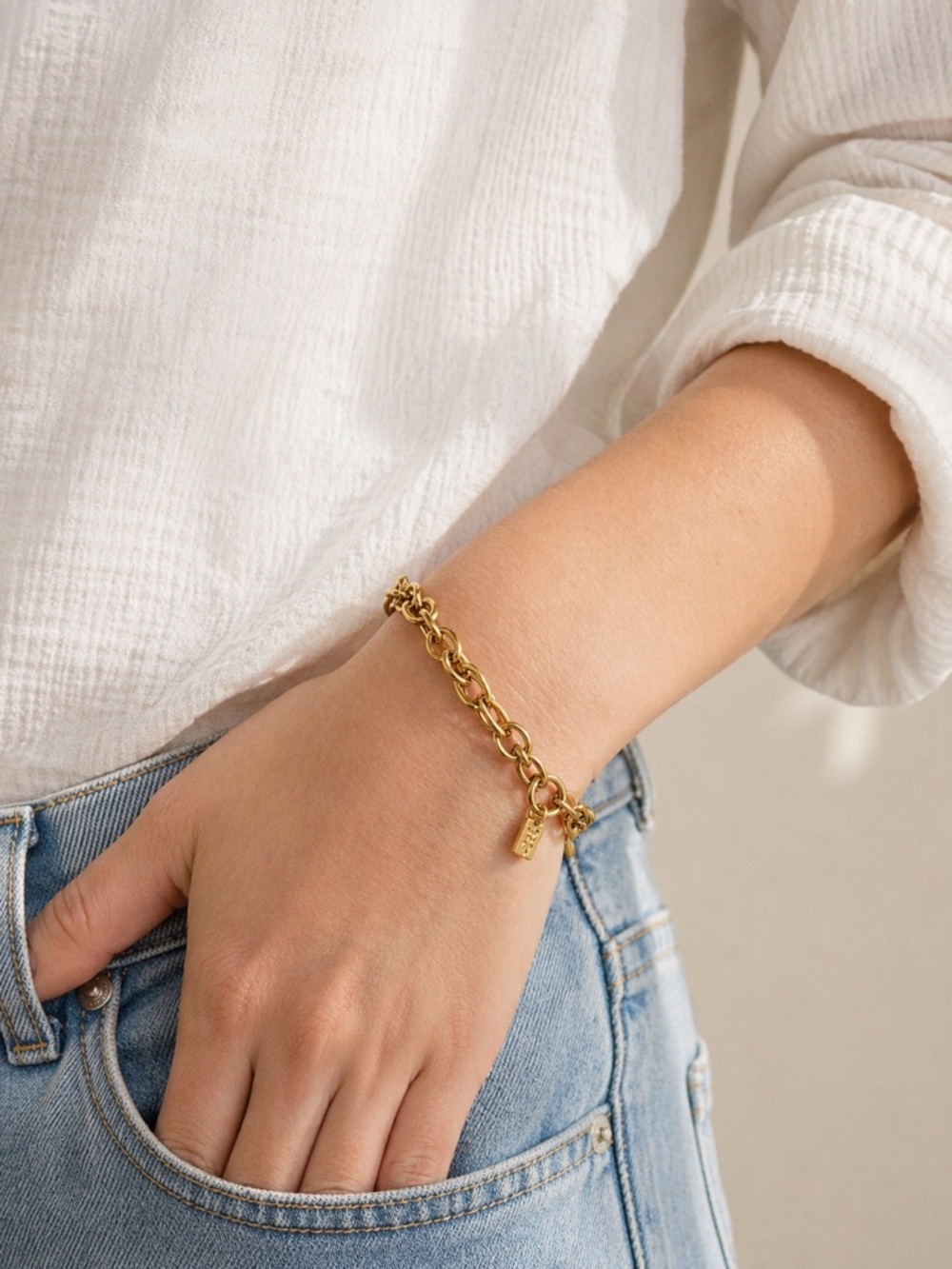 Vintage Elizabeth Taylor Gold Chain Bracelet – Statement Link Bracelet